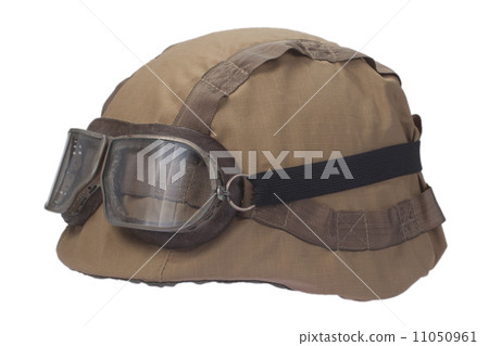 kevlar helmet with camouflage cover and protective goggles 11050961