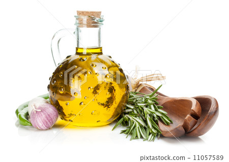 Spices, herbs and condiments Spices, herbs and condiments 11057589