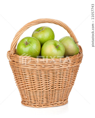 Fresh ripe green apples in basket Fresh ripe green apples in basket 11057743