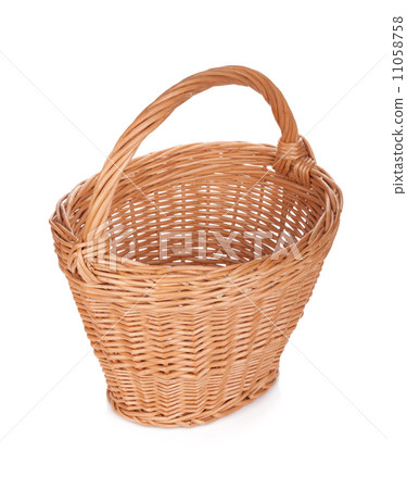 Empty basket 11058758