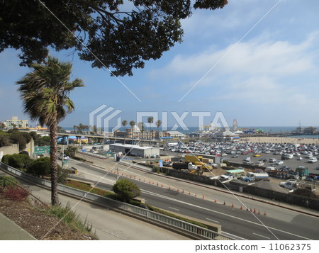 Santa Monica 11062375