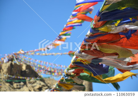 Indra Le 11063059