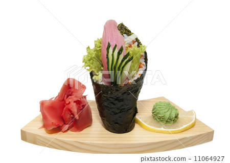 Japanese cuisine in the restaurant temaki meat tuna fish 11064927