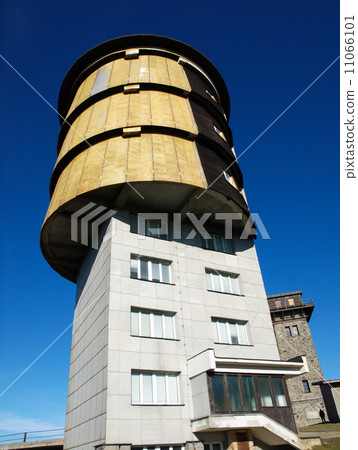 Old antiaircraft watchtower 11066101