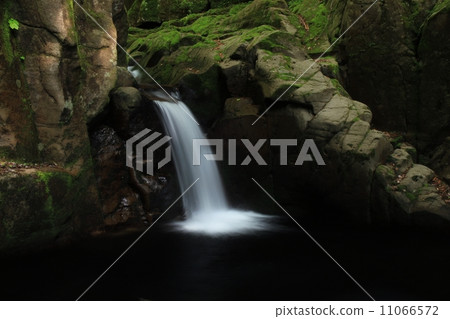 Kakikubo瀑布 11066572