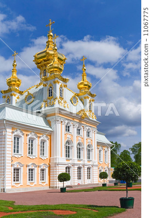 Grand Palace Peterhof. Petrodvorets, Saint-Petersburg, Russia Grand Palace Peterhof. Petrodvorets, Saint-Petersburg, Russia 11067775