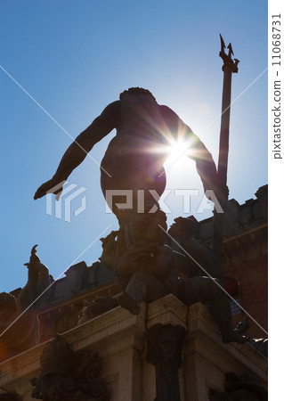 Fountain of Neptune, Bologna, Italy. 11068731