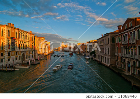 Venice Italy grand canal view Venice Italy grand canal view 11069440