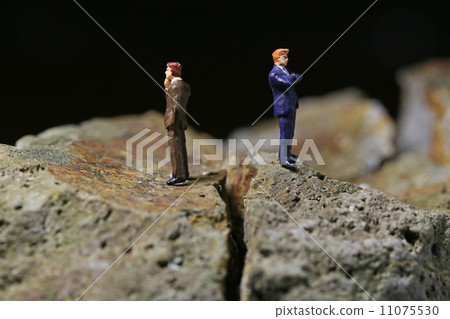 Negotiation break 11075530