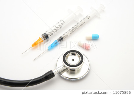 醫療圖像 - 聽診器，注射和醫學 11075896