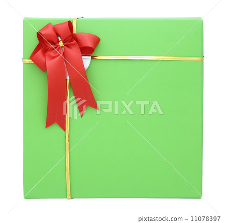 Green gift box with red ribbon bow isolated on white with clippi Green gift box with red ribbon bow isolated on white with clippi 11078397