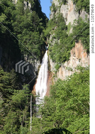 流星瀑布，層雲峽（初夏） 11079649