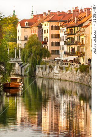 Medieval facades in Ljubljana old city centre 11080497
