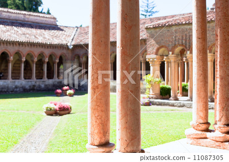 Italian church court Italian church court 11087305