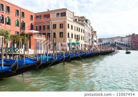 Grand Canal, Venice. Italy. 11087454