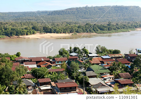 Amazing view above khongjiam in ubonrachthani / thailand 11091301