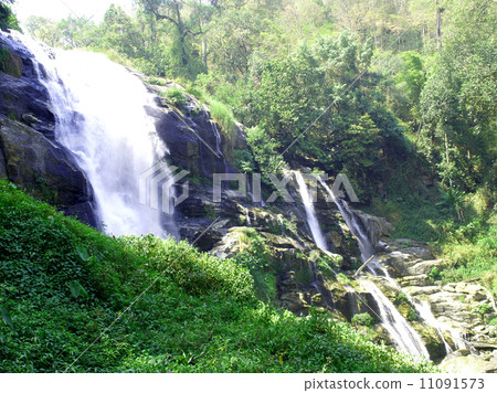 waterfall on Doi Inthanon, Chiang Mai, Thailand waterfall on Doi Inthanon, Chiang Mai, Thailand 11091573