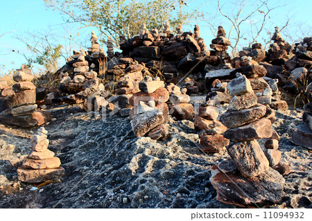 stone stand in phatam sao chaliang,Pha Taem National Park 11094932