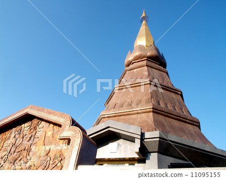 Doi Inthanon, Chiang Mai , Thailand 11095155