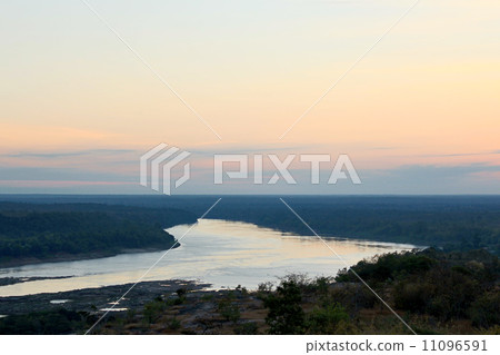 View lanscape of Pha Taem National Park in the Ubon Ratchathani View lanscape of Pha Taem National Park in the Ubon Ratchathani 11096591