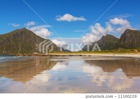 Lofoten Lofoten 11100229