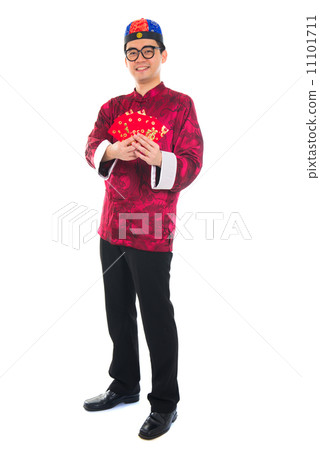 Asian Chinese man showing many red packets 11101711
