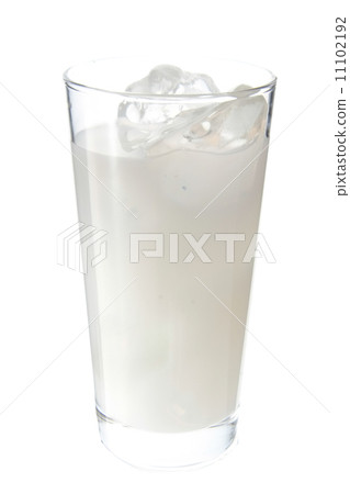 Lactic beverage 11102192