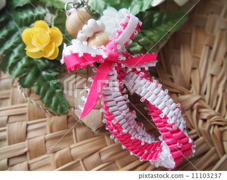 Hawaiian Ribbon Ray Hawaiian Ribbon Ray 11103237