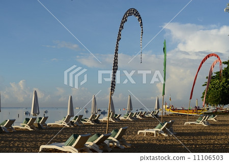 Beach in Sanur 11106503