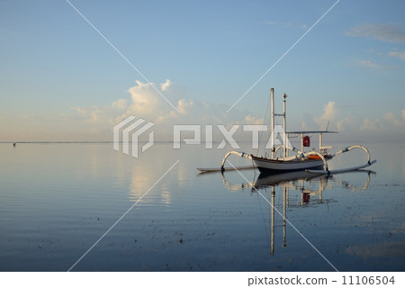 Sanur's ship 11106504