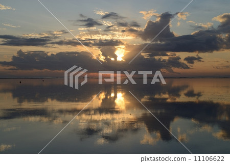 Morning glow of Sanur Morning glow of Sanur 11106622