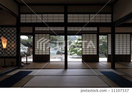 特別景點“Rurin公園”從高知Tatei的第一個視圖看南湖南門的冬天風景 特別景點“Rurin公園”從高知Tatei的第一個視圖看南湖南門的冬天風景 11107337