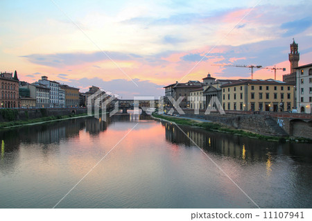 Ponte Vecchio (Florence) Ponte Vecchio (Florence) 11107941