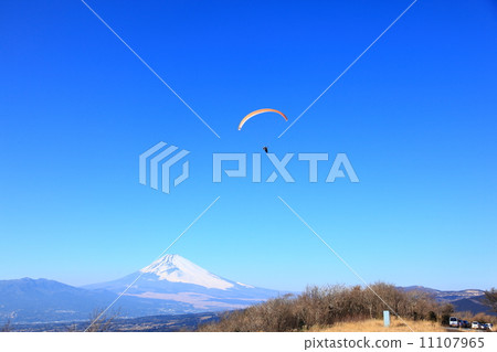 滑翔傘富士山 滑翔傘富士山 11107965