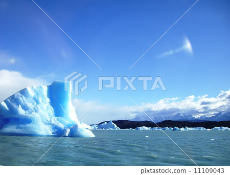 Drift ice 11109043