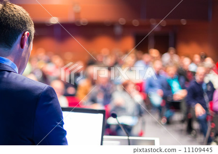 Speaker at Business Conference and Presentation. 11109445