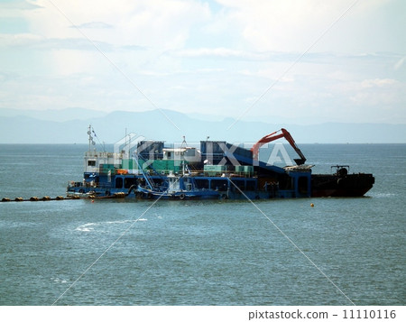 Seabed construction by dredging Seabed construction by dredging 11110116