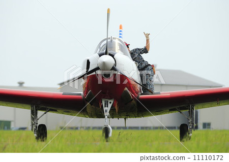 空中自衛隊和T  -  7 11110172