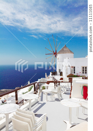windmill of Oia, Santorini windmill of Oia, Santorini 11111085