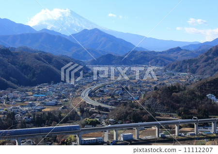 富士山和山梨縣鶴城的風景 富士山和山梨縣鶴城的風景 11112207