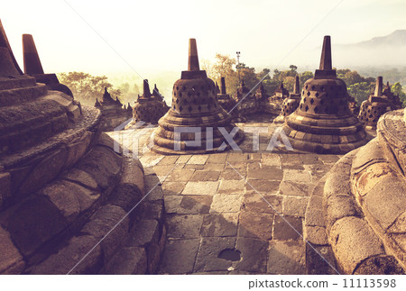 Borobudur 11113598