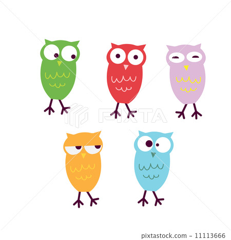 Set of four cartoon owls. Vector illustration 11113666