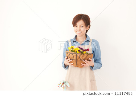 做園藝的女性 做園藝的女性 11117495
