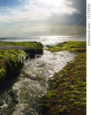 Shiny stream 11118520