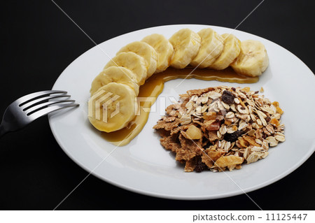 cereal with banana topped with honey to health cereal with banana topped with honey to health 11125447