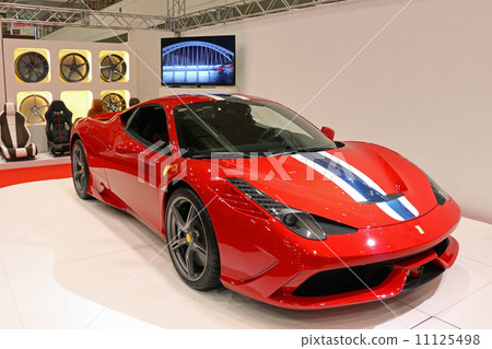 Ferrari 458 Speyiale 11125498