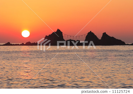 Manazuru Cape Mitsuishi的日出 11125724