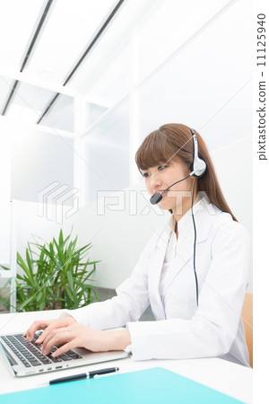 Medical support (chat) 11125940