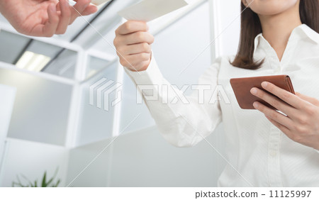 名片交換 11125997