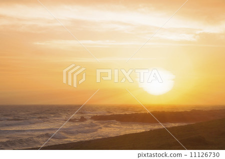 Sunset and sea Sunset and sea 11126730